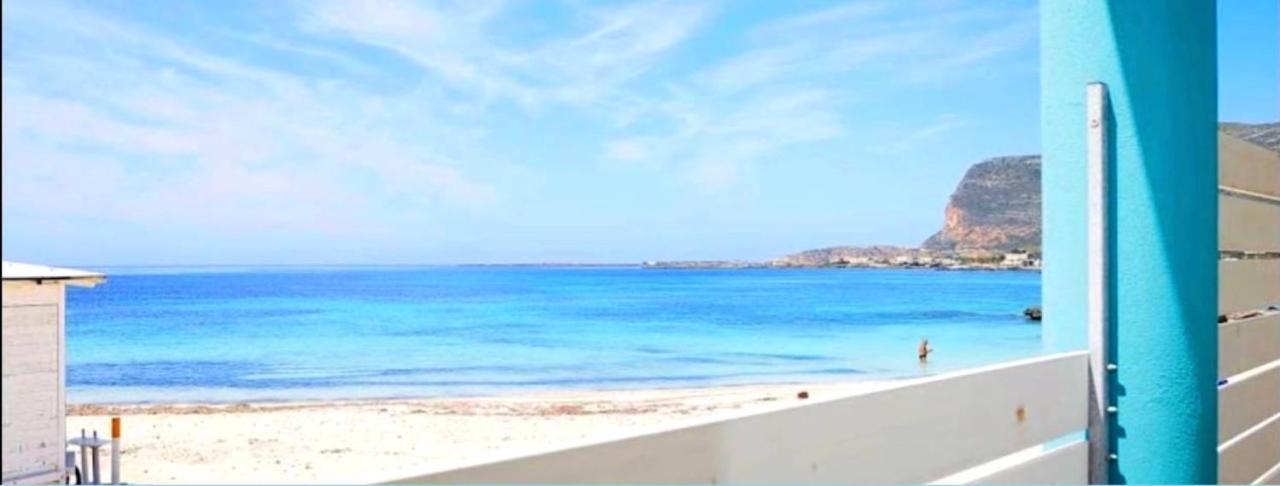 Stabilimento Lido Burrone Bed & Breakfast Фавиняна Екстериор снимка